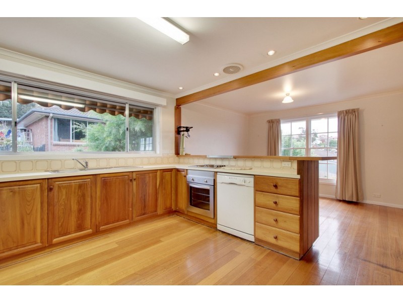 11 Amberley Crescent, Blackmans Bay TAS 7052