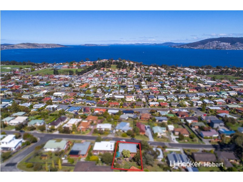 106 Waverley Street, Bellerive TAS 7018