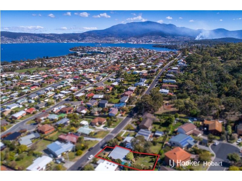 106 Waverley Street, Bellerive TAS 7018