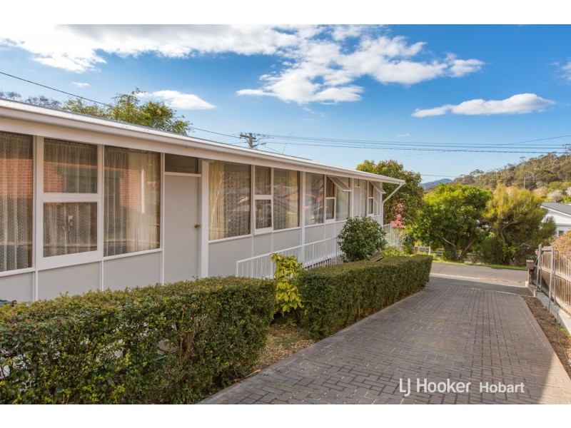 10 Burnside Avenue, New Town TAS 7008