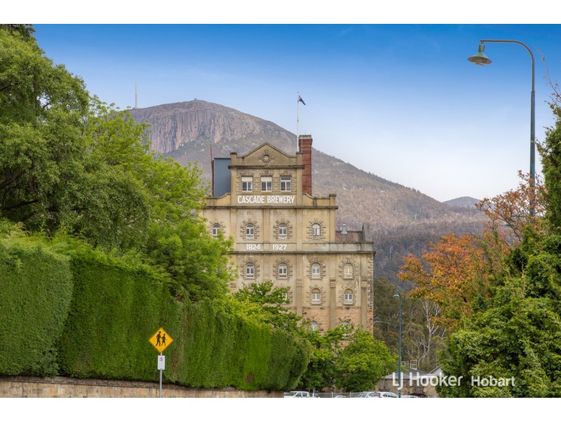 123 Cascade Road, South Hobart TAS 7004
