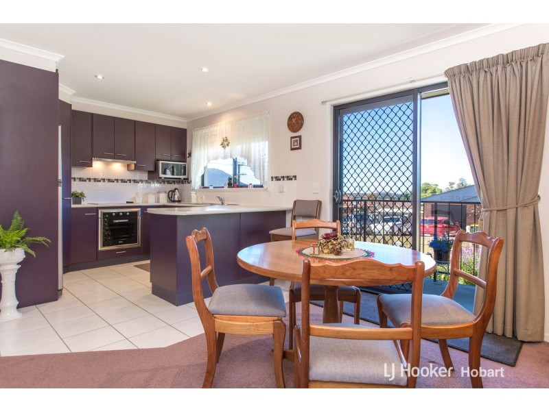 2/220 Main Road, Austins Ferry TAS 7011