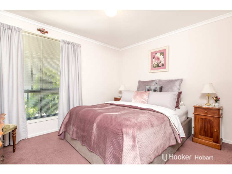 2/220 Main Road, Austins Ferry TAS 7011
