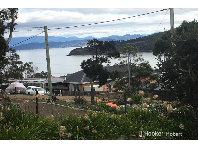 21 Tecoma Road, Primrose Sands TAS 7173