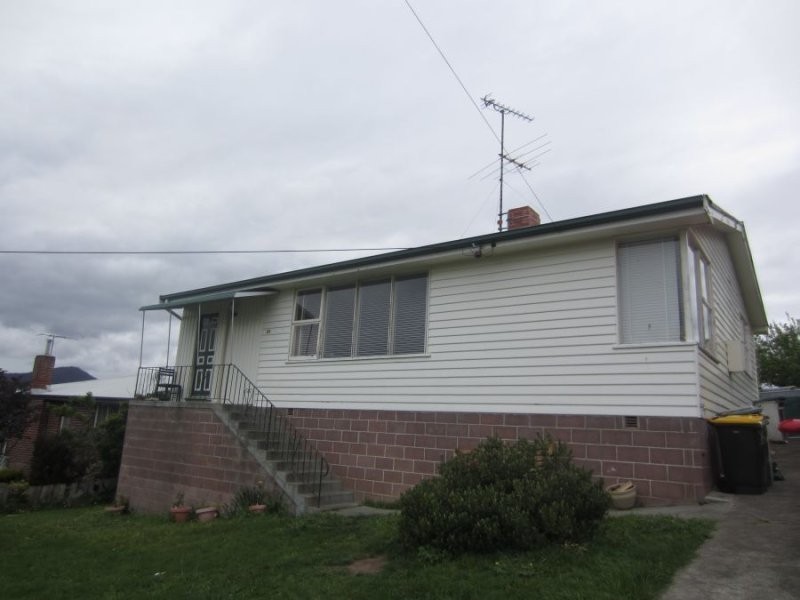 20 Carnegie Street, Claremont TAS 7011