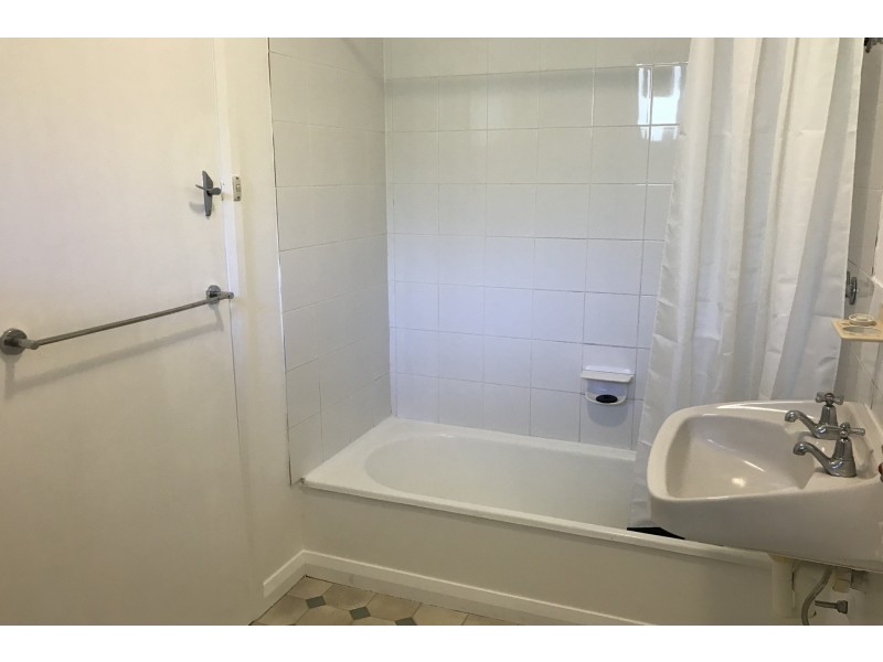 2/8 Mctavish Avenue, North Hobart TAS 7000