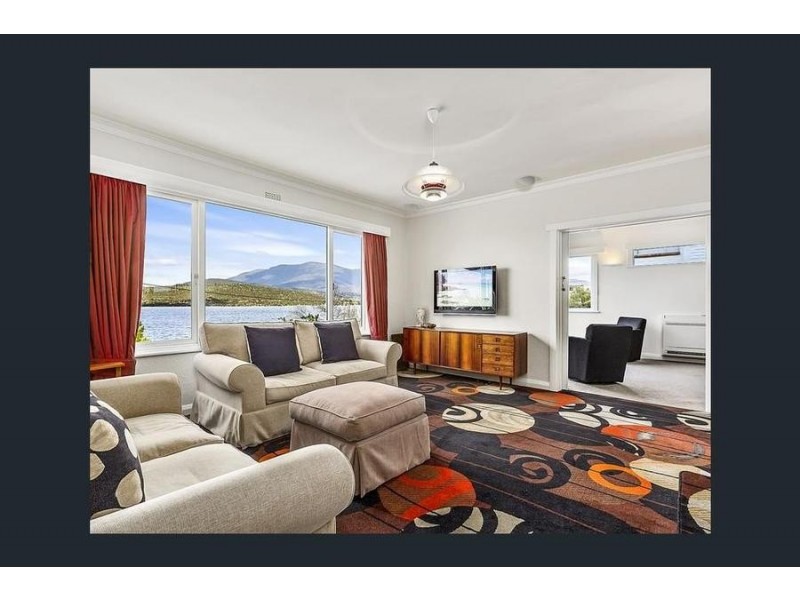 5 Paloona Street, Lindisfarne TAS 7015