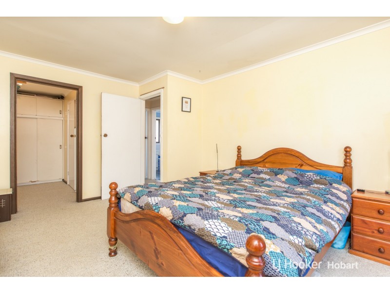 14 Bentley Road, Lenah Valley TAS 7008