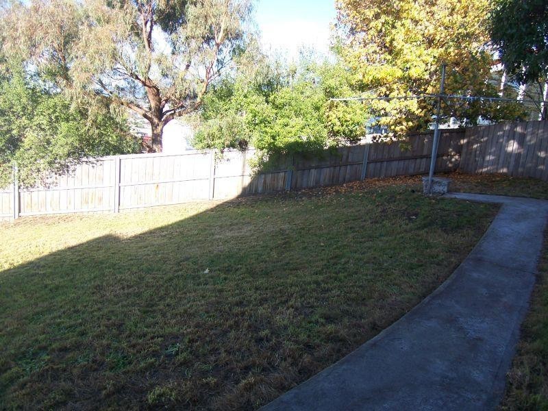 11 Tooma Avenue, Berriedale TAS 7011