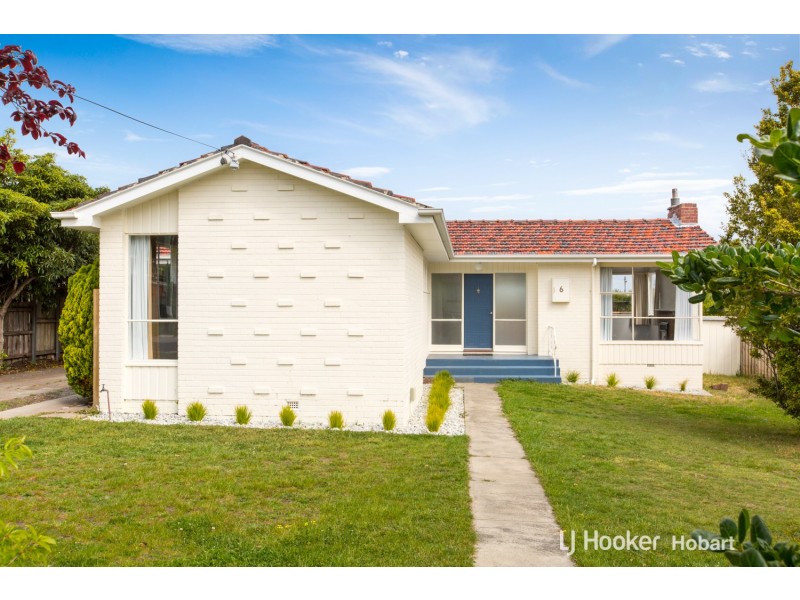 6 Tanundal Street, Howrah TAS 7018