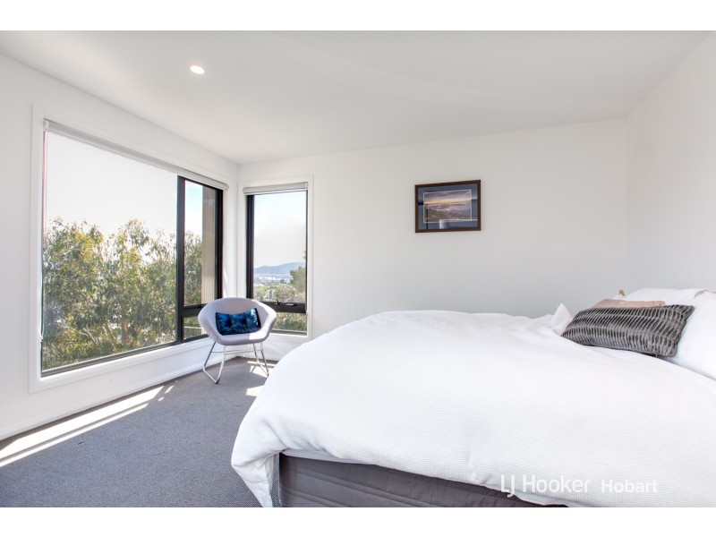 1/1 McDevitt Avenue, Dynnyrne TAS 7005