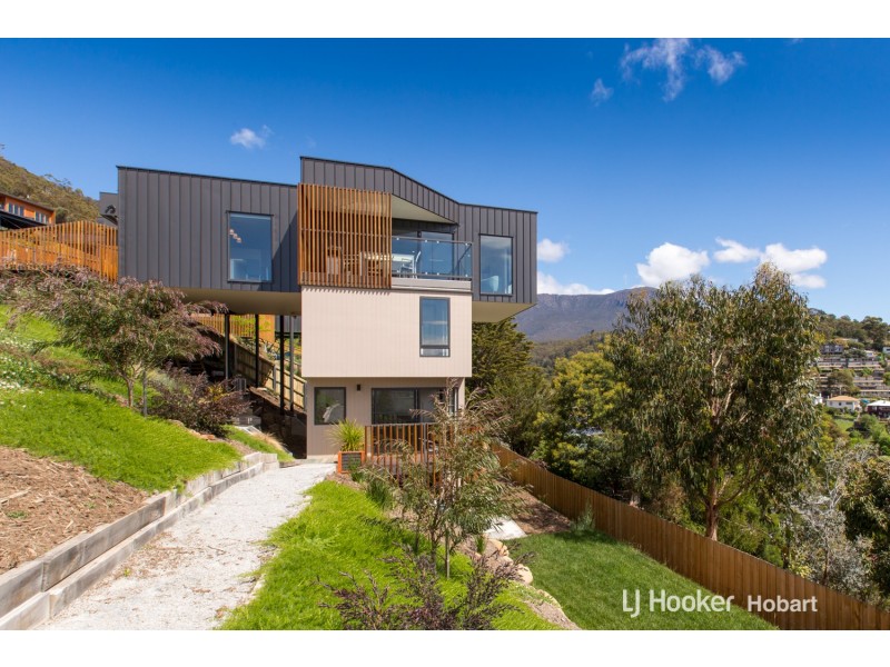1/1 McDevitt Avenue, Dynnyrne TAS 7005