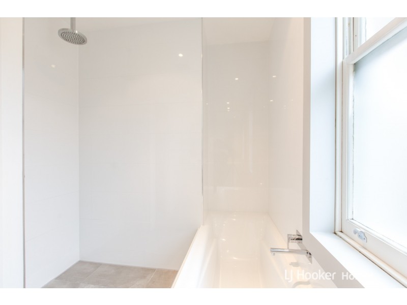 82 Queen Street, Sandy Bay TAS 7005