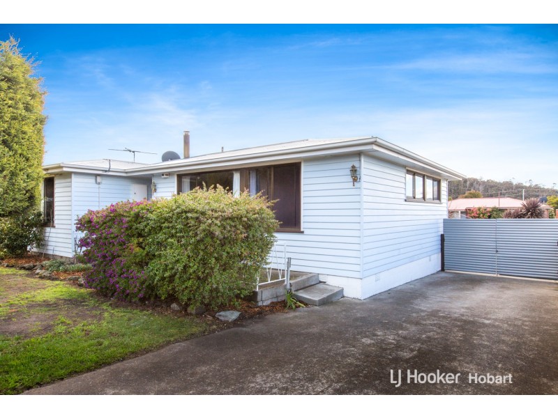 10 Malabar Road, Claremont TAS 7011