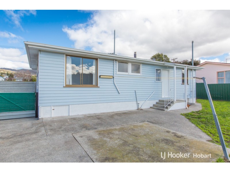 10 Malabar Road, Claremont TAS 7011