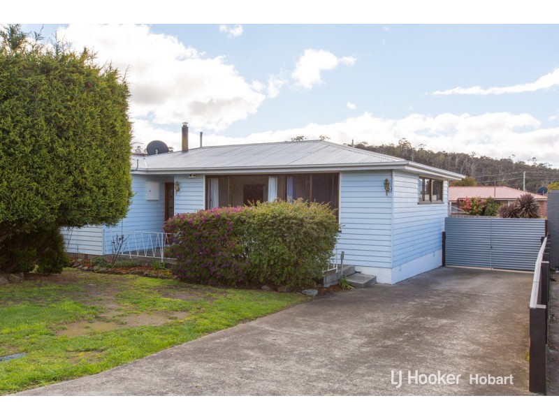 10 Malabar Road, Claremont TAS 7011