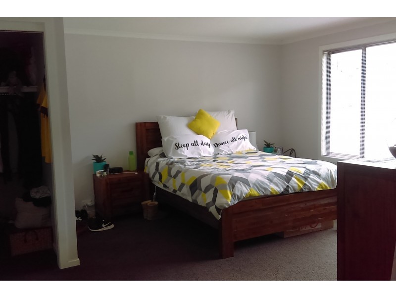 165 Roslyn Avenue, Blackmans Bay TAS 7052