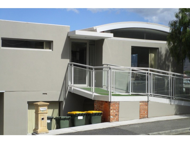 1/186 Bathurst Street, Hobart TAS 7000