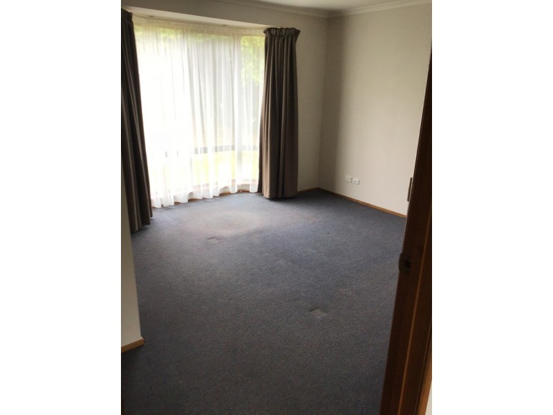 33 Clinton Road, Geilston Bay TAS 7015