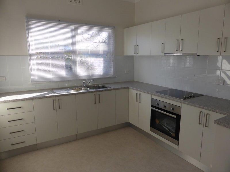 13 Ashbourne Grove, West Moonah TAS 7009