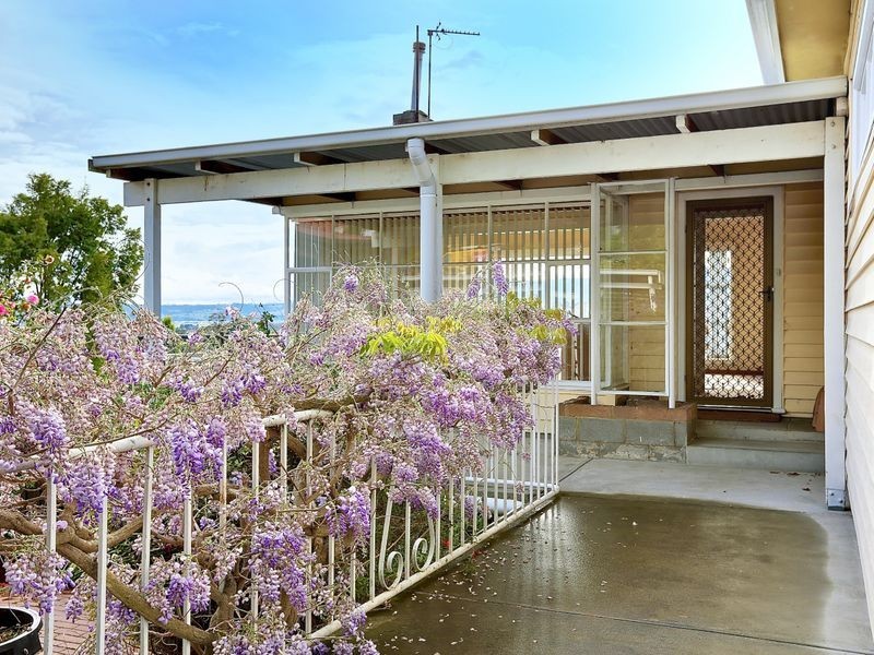 7 Sunshine Road, Austins Ferry TAS 7011