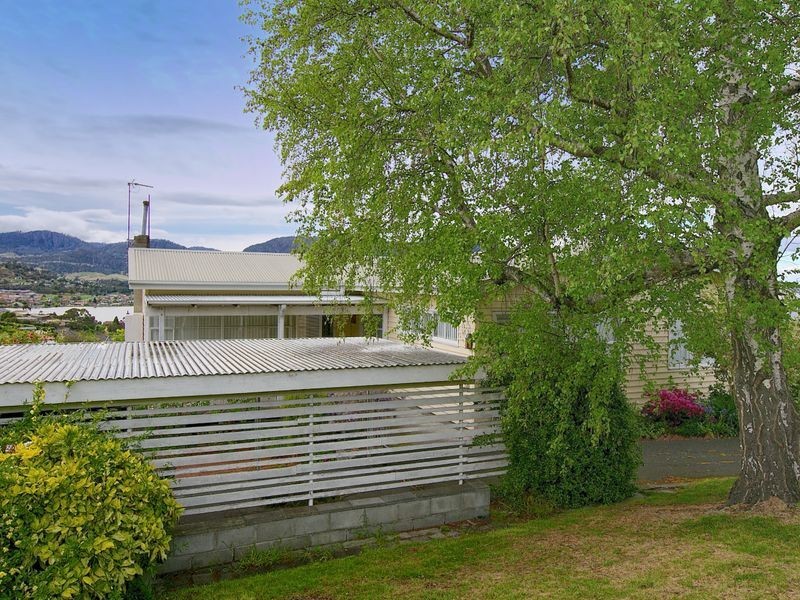 7 Sunshine Road, Austins Ferry TAS 7011