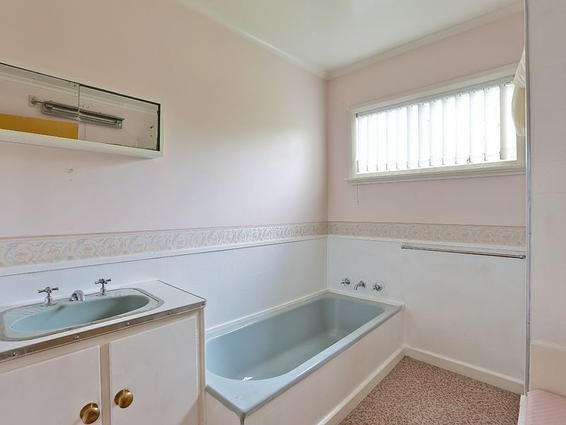 7 Sunshine Road, Austins Ferry TAS 7011