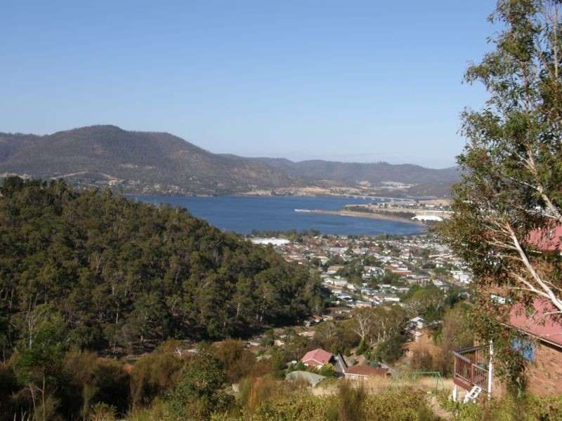 44 Jasanda Drive, Montrose TAS 7010