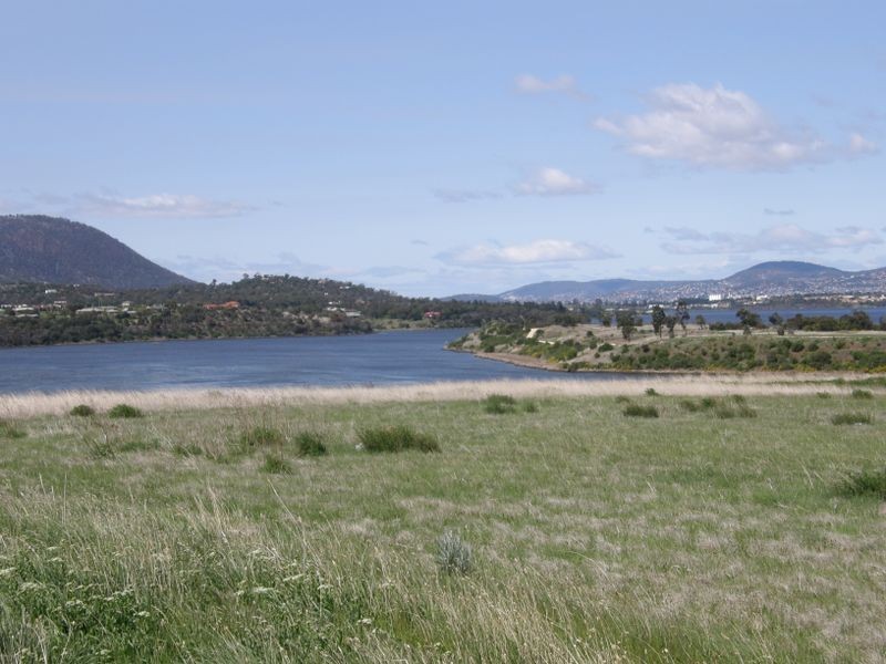 Bridgewater TAS 7030