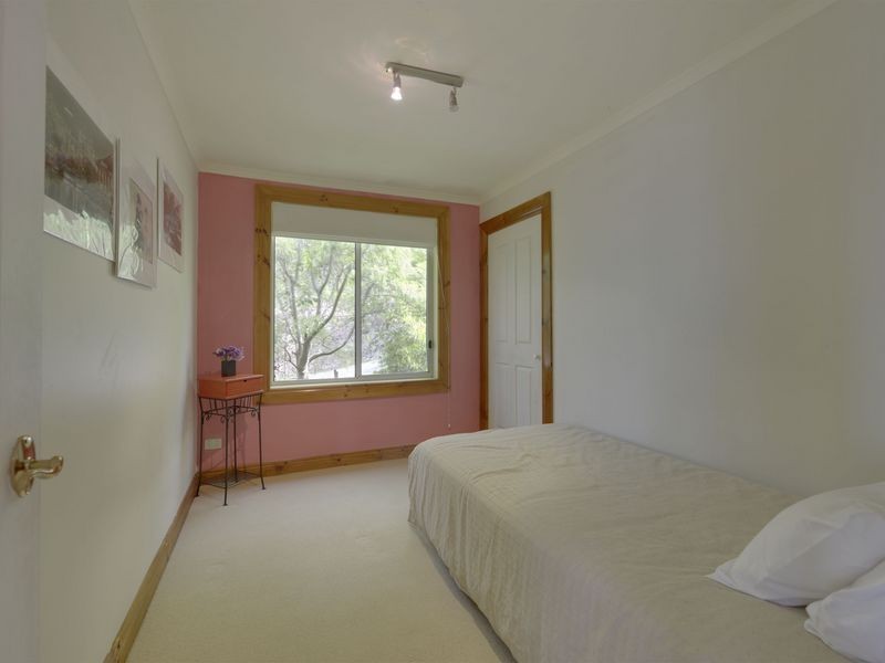 Taroona TAS 7053