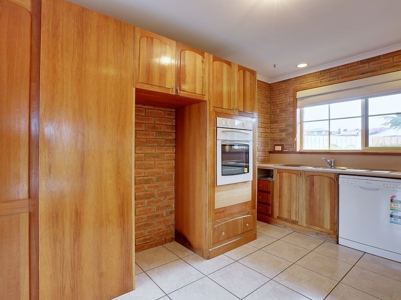 20 Nolan Crescent, Kingston TAS 7050