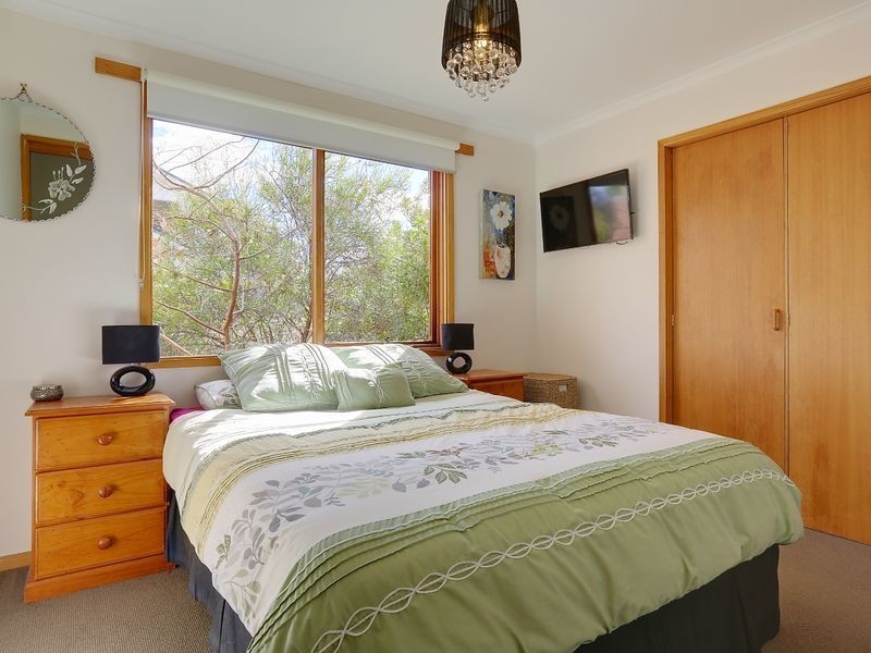 Seven Mile Beach TAS 7170