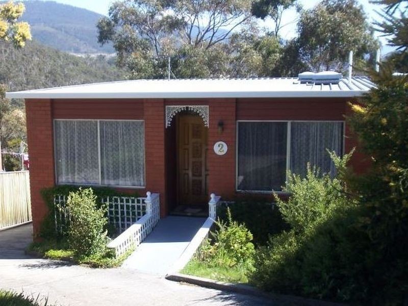 2/15 Lumeah Avenue, Lenah Valley TAS 7008