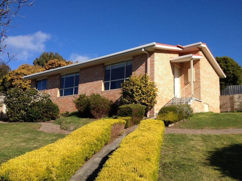 55 Hiern Road, Blackmans Bay TAS 7052