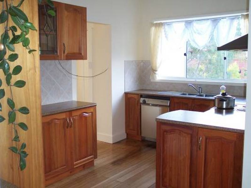 33 CATO AVENUE, West Hobart TAS 7000