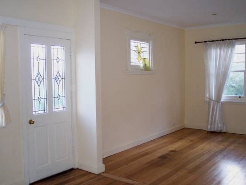 33 CATO AVENUE, West Hobart TAS 7000