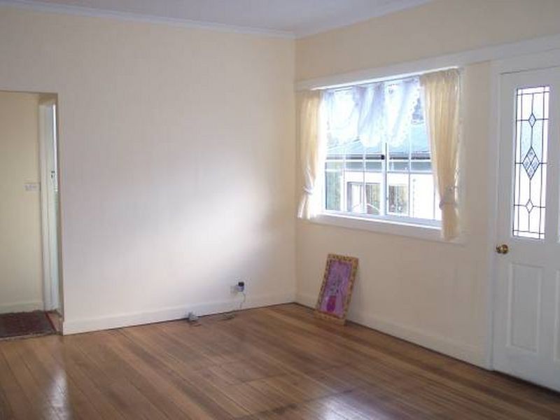 33 CATO AVENUE, West Hobart TAS 7000
