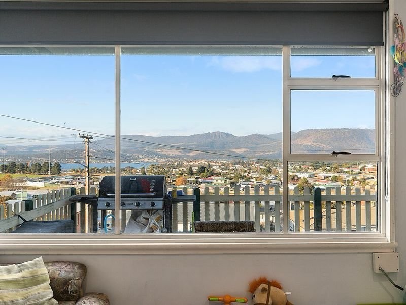 38 Carnegie Street, Claremont TAS 7011