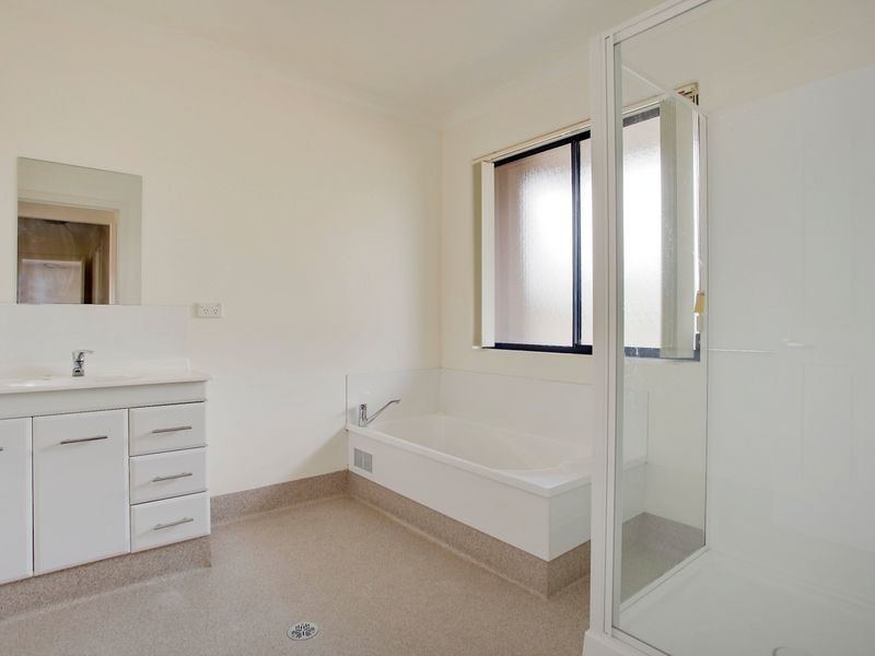 8 Husten Circle, New Norfolk TAS 7140