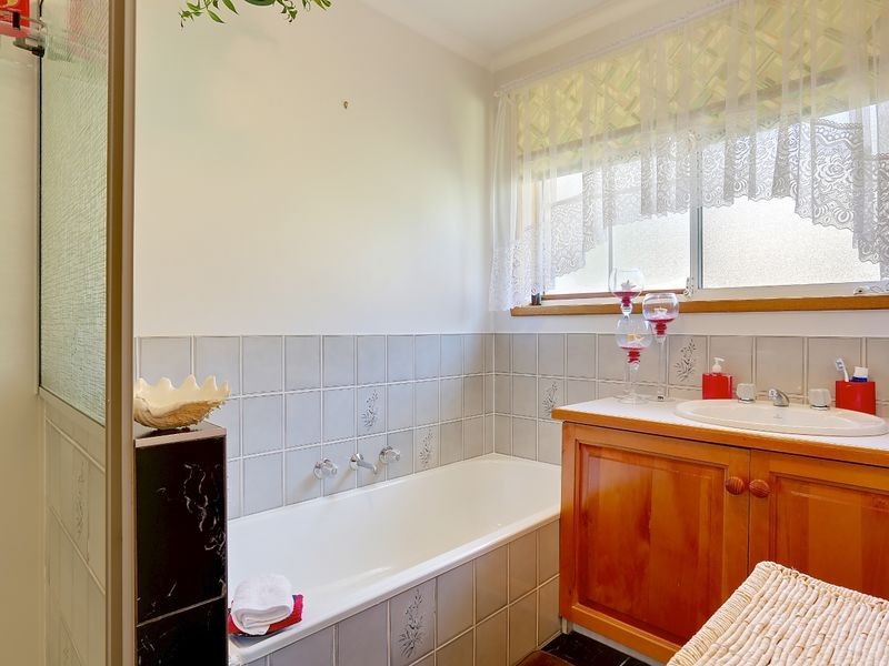 59 Russell Road, Claremont TAS 7011