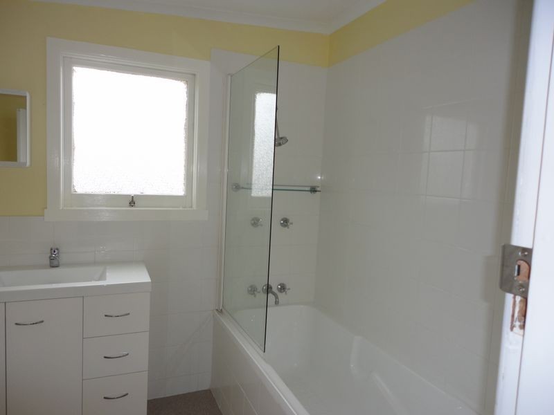 40 KATOOMBA CRES, Rosetta TAS 7010