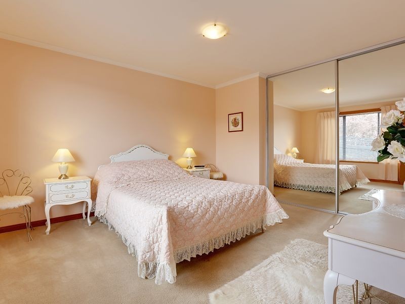 4/100 Augusta Road, Lenah Valley TAS 7008