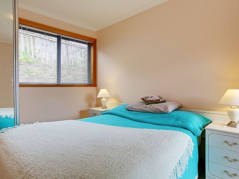 4/100 Augusta Road, Lenah Valley TAS 7008