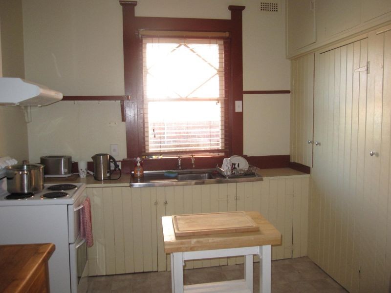 39 JENNINGS STREET, New Town TAS 7008