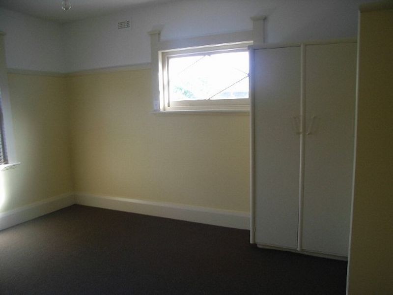 39 JENNINGS STREET, New Town TAS 7008