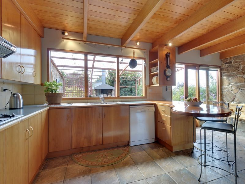 249A Roslyn Avenue, Blackmans Bay TAS 7052