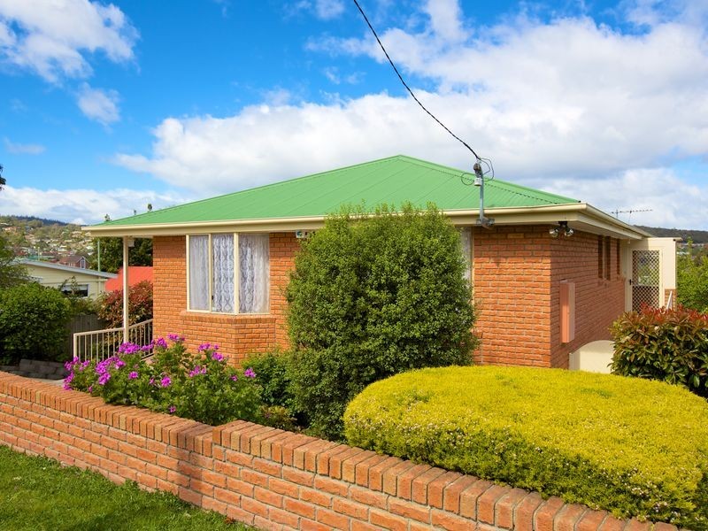 3A Raminea Road, Lindisfarne TAS 7015