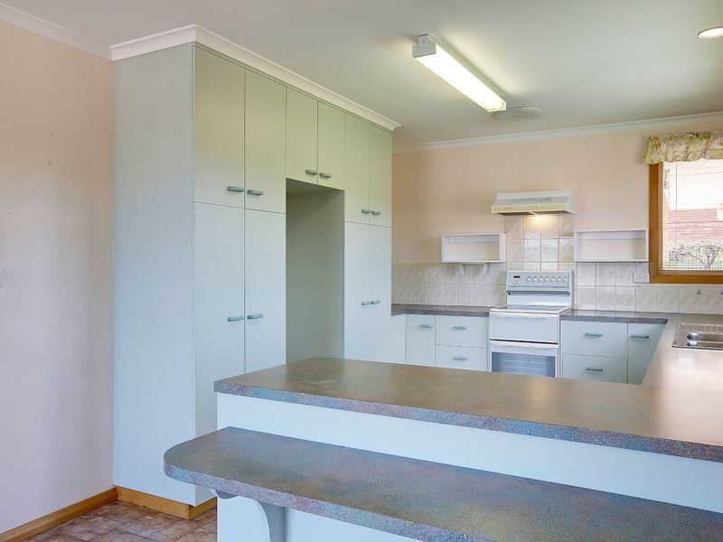 3A Raminea Road, Lindisfarne TAS 7015