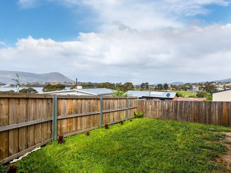 1/118 Main Road, Claremont TAS 7011