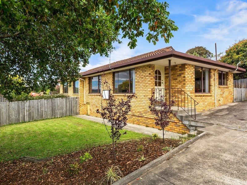 2/77 Giblin Street, Lenah Valley TAS 7008